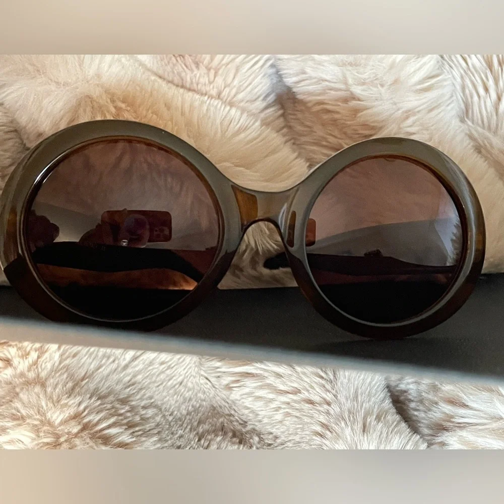 Vintage Gucci Oversized Sunglasses Brown Oval Interlocking GG Retro Sunnies